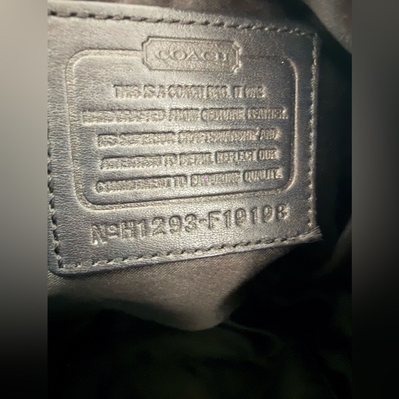 Coach Signature Sis Stitch Black Medium Tote Bag - Picture 10 of 13